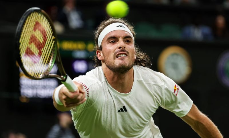 Tsitsipas là đại diện tiêu biểu cho thế hệ vàng tiếp nối thời kỳ hậu Big Three.