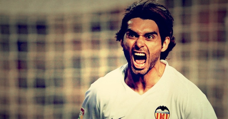 Anh luôn được xem là mẫu đội trưởng mẫn cán và tận tuỵ 